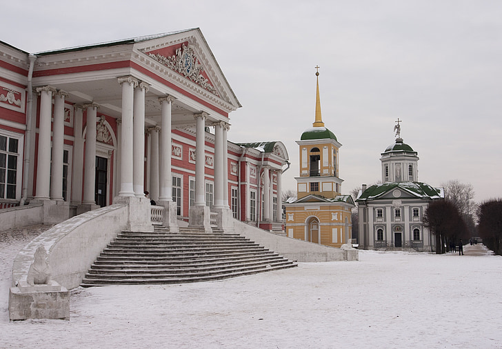 Homestead, vinter, Ryssland, stadsparken, delvis molnigt