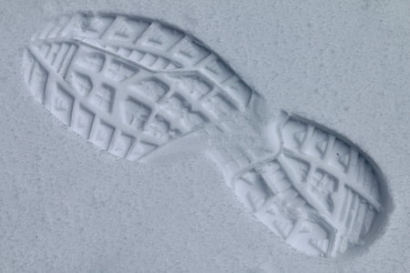 stopa, Profil, ve sněhu, boty jediný profil, trasování, žádní lidé, detail