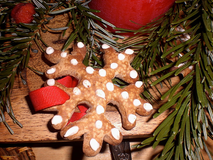 gingerbread, snow crystal, christmas decorations, christmas, christmas tree, celebration, tree