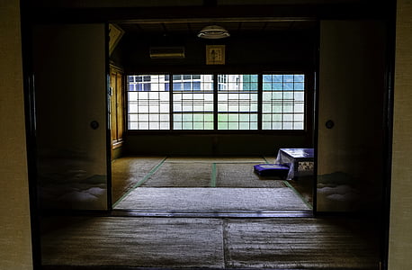 Japonia, Japoński, Ryokan, drzwi przesuwne, maty tatami, okno
