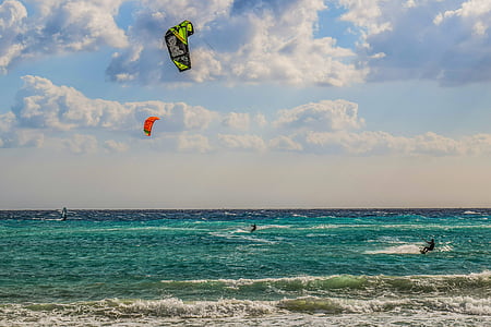 Ciprus, Ayia napa, Makronissos beach, téli, turizmus, Kite beszállás, szörf