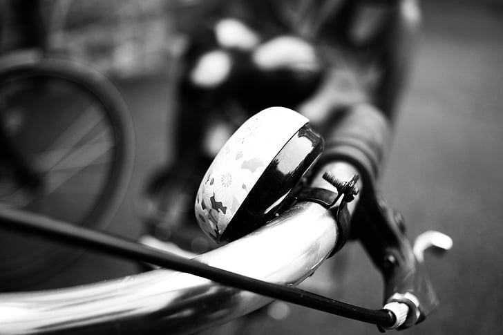 vélo, volant de direction, vélo, cycle, à l’extérieur, noir et blanc, gens
