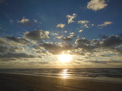 Răsărit de soare, plajă, coasta de Texas