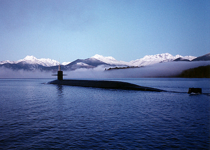sous-marin, États-Unis marine, USS kentucky, croisière, surface, montagnes