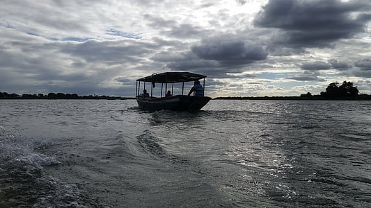 bateau, la rivière san francisco, Bahia, Brésil