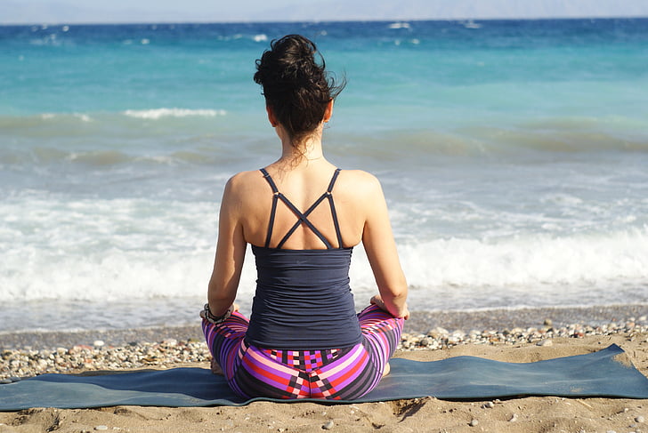 Entspannung, Yoga, die Konzentration der, Meditation, Natur, auf der Außenseite der, Meer