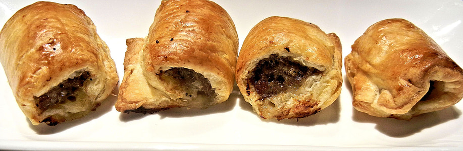 puff pastry, sausage, spices, baked