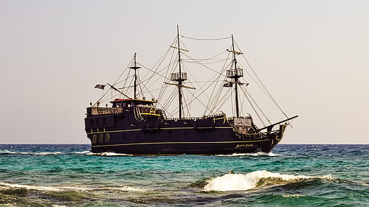 kruīza kuģis, Kipra, Ayia napa, tūrisms, brīvdienas, atpūta, pirāts kuģa
