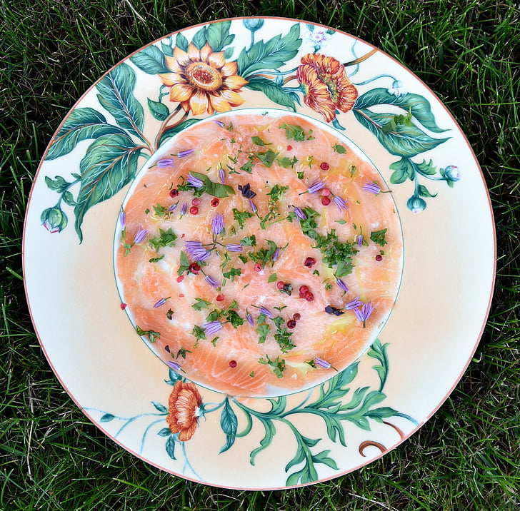 plate, herbs, salmon carpaccio, chive flowers, entry