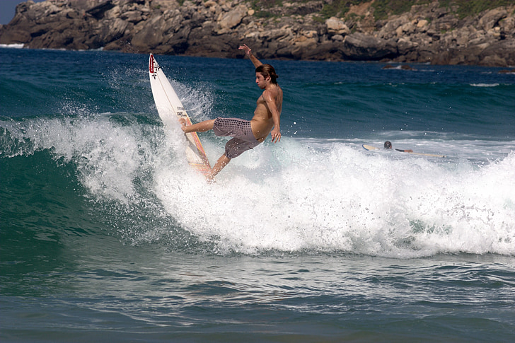 Surf, a Zurriola, Norman landa