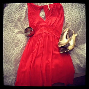 kjole, rød, mote, sko, hæler, høye hæler, armbånd