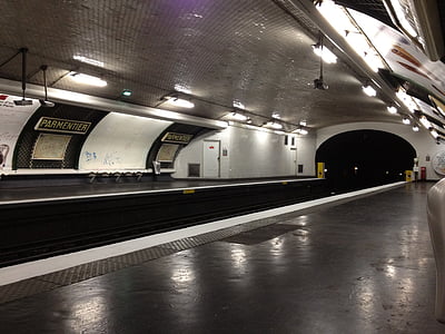 Métro, Paris, station, quai, Parmentier, transport, scène urbaine