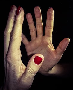 hand, handen, spiegel, reflectie, glazuur, nagels, rood
