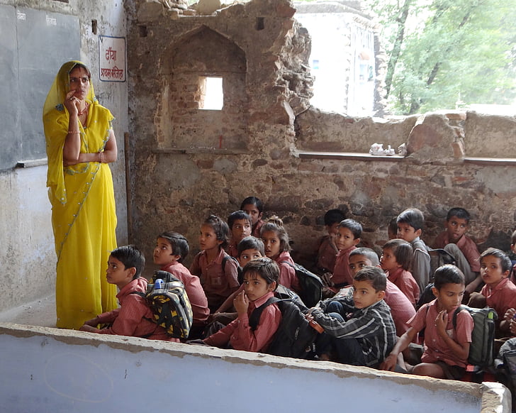 niños, estudiantes, Escuela, Salón de clases, India, abhaneri