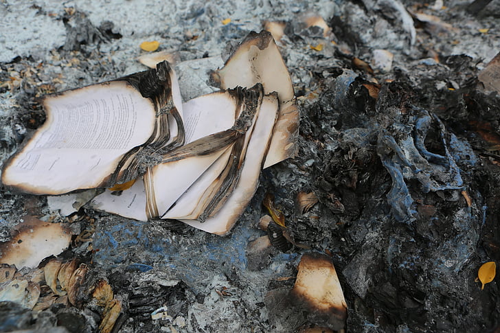 knihy, pálené, napaľovanie, popol, oheň, stránky, žiadni ľudia