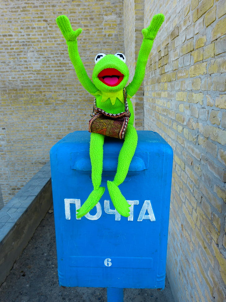 post, letter boxes, mailbox, throw a, postcard, kermit, frog