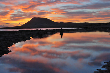 isla graciosa, sunset, wonderful, light, sea, atmosphere, rocks