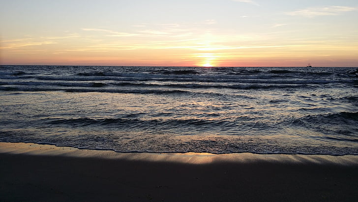 relaxació, Mar, les ones, l'aigua, el sol, Mar Bàltic, oest