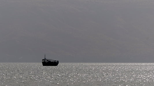innsjøen tiberias, daggry, båt