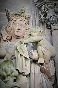 oskuld, oskulden och barnet, staty, Domkyrkan, Strasbourg katedral, Frankrike, Strasbourg