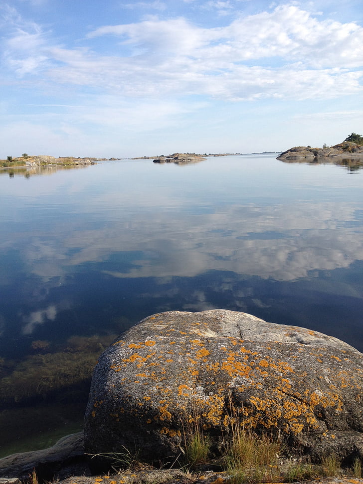 kavlugnt, Lull, el archipiélago de Estocolmo, calma, mar, agua, acantilados de