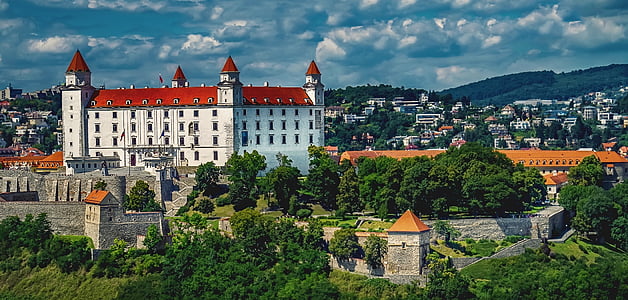 Bratislava, Slovakien, huvudstad, Bratislava slott, slott, arkitektur, byggnaden exteriör