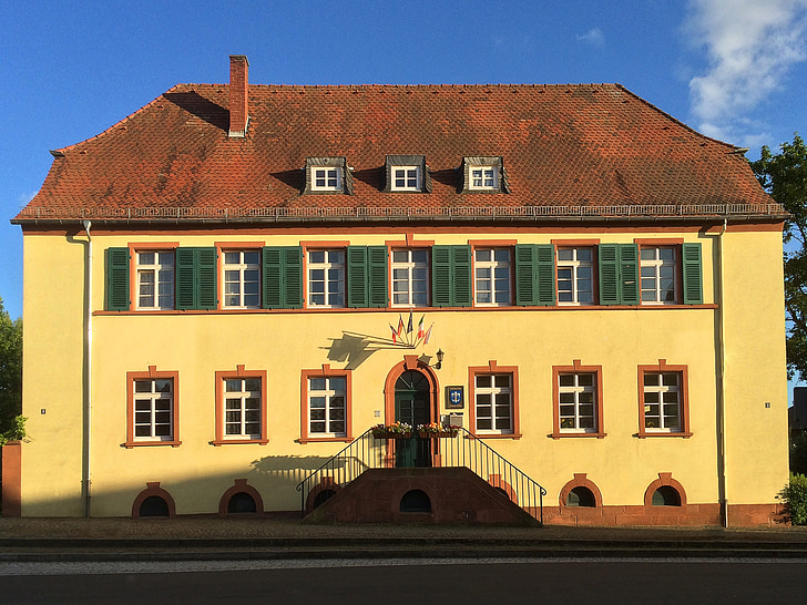 Göllheim, vecchio post, Casa