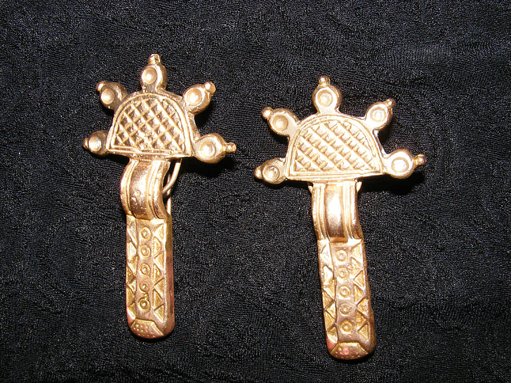 apprêt, Moyen-Age, bronze