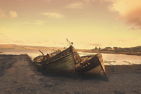 stranded, ships, wrecks, abandoned, aground, beach, lake