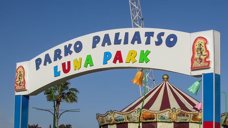 Luna park, fornøyelsespark, fargerike, tegn, underholdning, attraksjon, rekreasjon