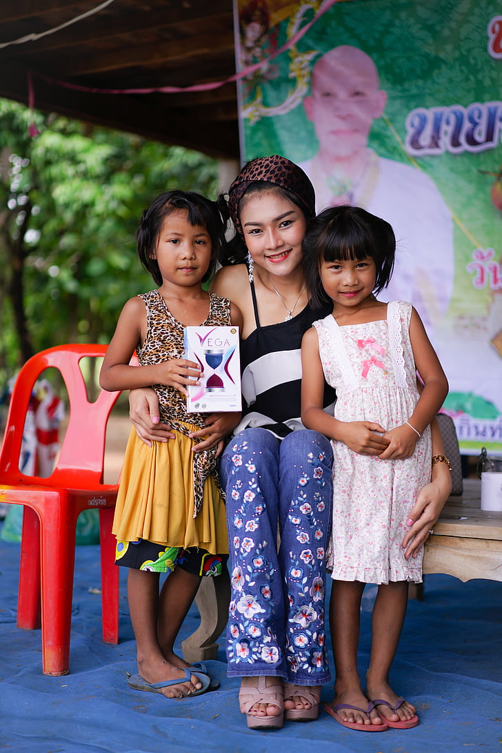 Miss Thaimaa kaunis, a7r mark 2, Amazing Thaimaa, lapsi, ihmiset, hymyillen, naisten