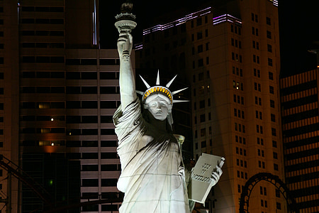 estatua de la libertad, las vegas, hotel de nueva york, Nevada, Estados Unidos, noche, Casino