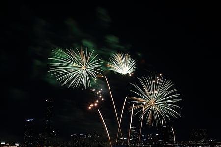 Seoul internationella fireworks festival, natthimlen, Yeouido, Seoul, Fireworks festival, natt, staden