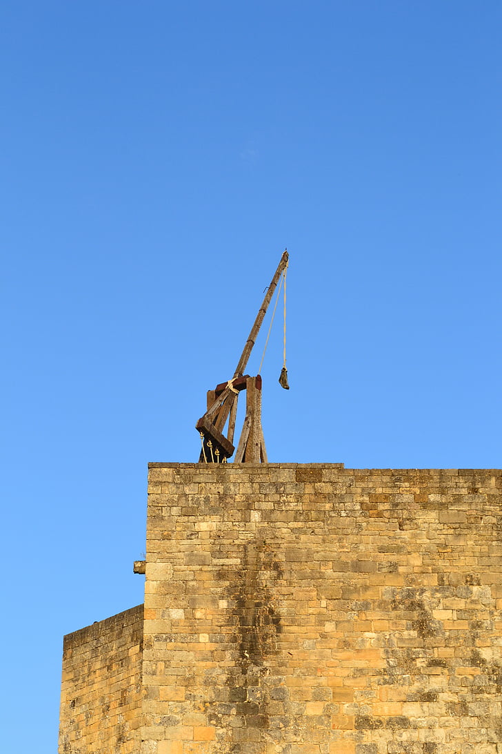 Trabucco, catapulta, Castello di Castelnaud, Castello medievale, parete di pietra, arma medievale, Cappella di Castelnaud