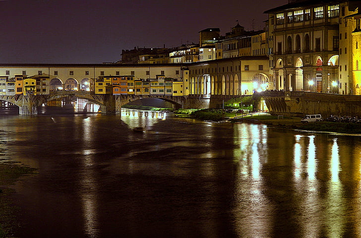 Florence modré hodiny, Florencie, Toskánsko, Arno, Ponte vecchia
