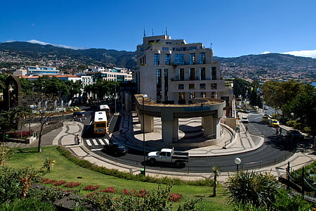 Madeira, Funchal, edificio