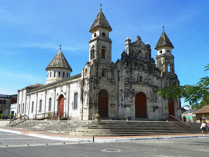 Gereja, Nikaragua, kolonial, agama