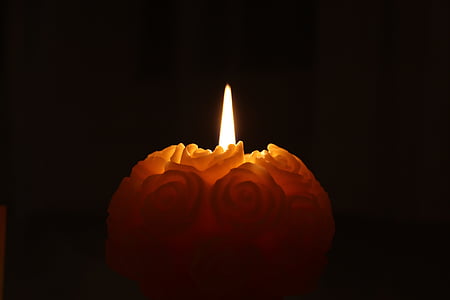 žvakė, žvakės, jaukus, Advento, Advento vainikas, liepsna, ramioje
