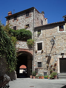 Mediterráneo, Toscana, Bergdorf, Inicio, paredes de piedra, fachada, aldea