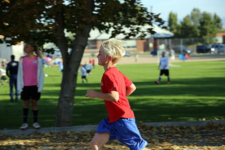 dječak, trčanje, dijete, dijete, crvena majica, utrka, vanjski