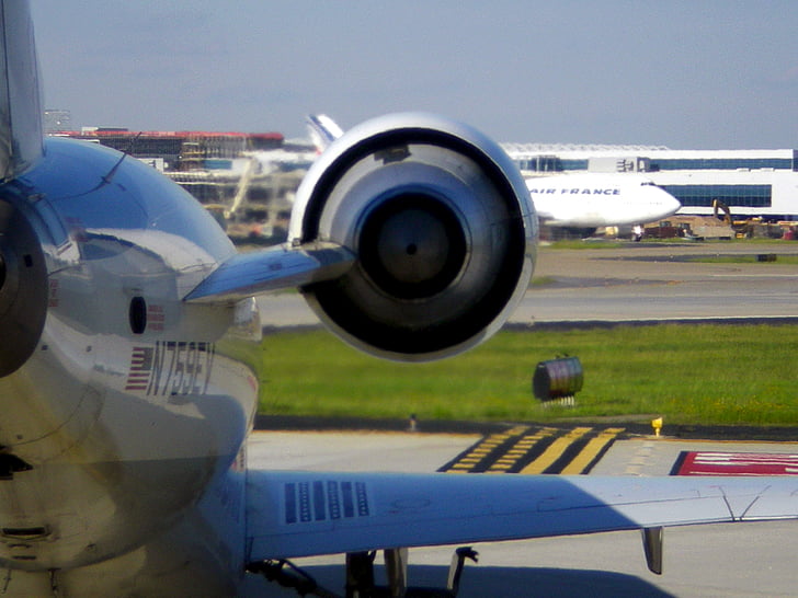 crj, airplane, airport, engine