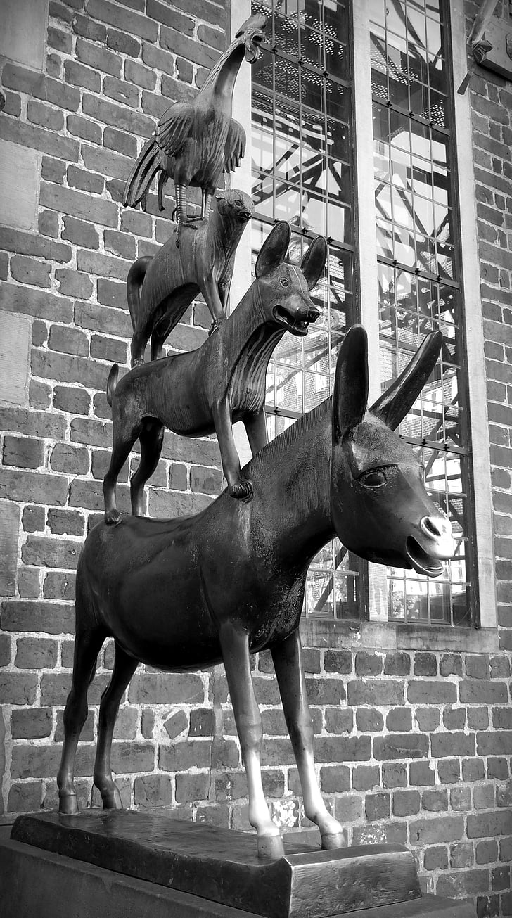 Bremen Stadsmusikanterna, staty, skulptur, landmärke, djur, metall, brons skulptur