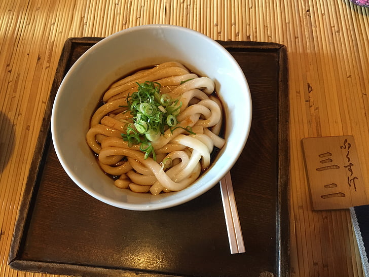 Ise udon, fideus Udon, menjar japonès