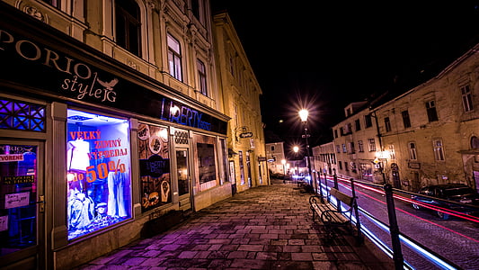 Ulica, mesto, Banská štiavnica, vo večerných hodinách, historické mesto, alej, centrum