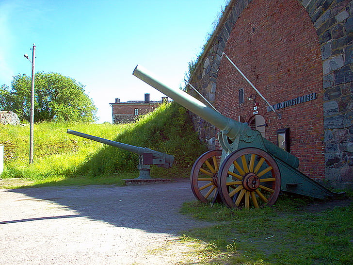 antiguo, armas costeros, Museo, armas de fuego, sol de verano, Suomenlinna, Helsinki