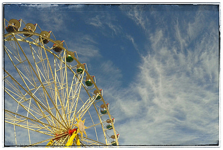 grande roue, kirmmes, Ride, ciel d’été, nuages