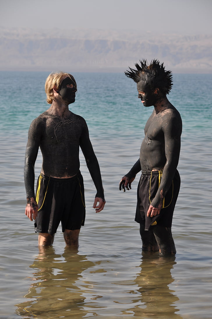 Мъртво море, плуване, кал пакет, лято, Йордания, цветно изображение, човешка възраст