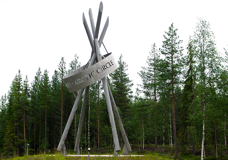 Finland, polcirkeln, monumentet