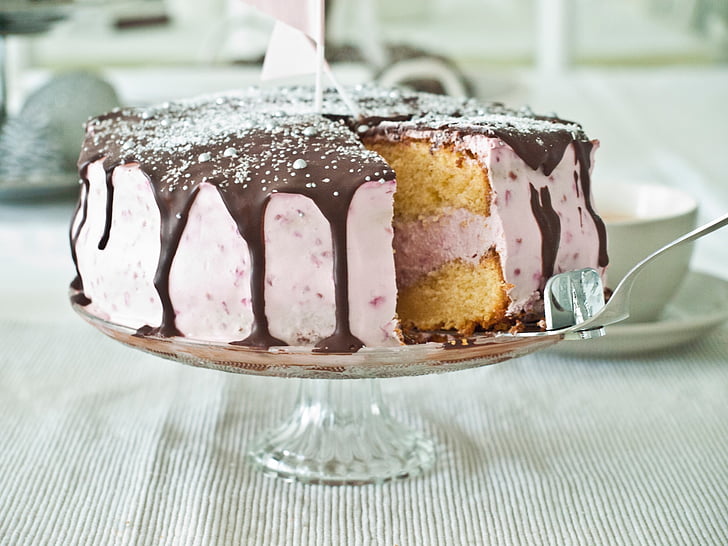 cake, pastry chef, sweet, raspberry, mascarpone, cream, sweet pastry