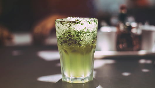 hijau, jus, minuman, es, kaca, jus yang berwarna hijau, Bar